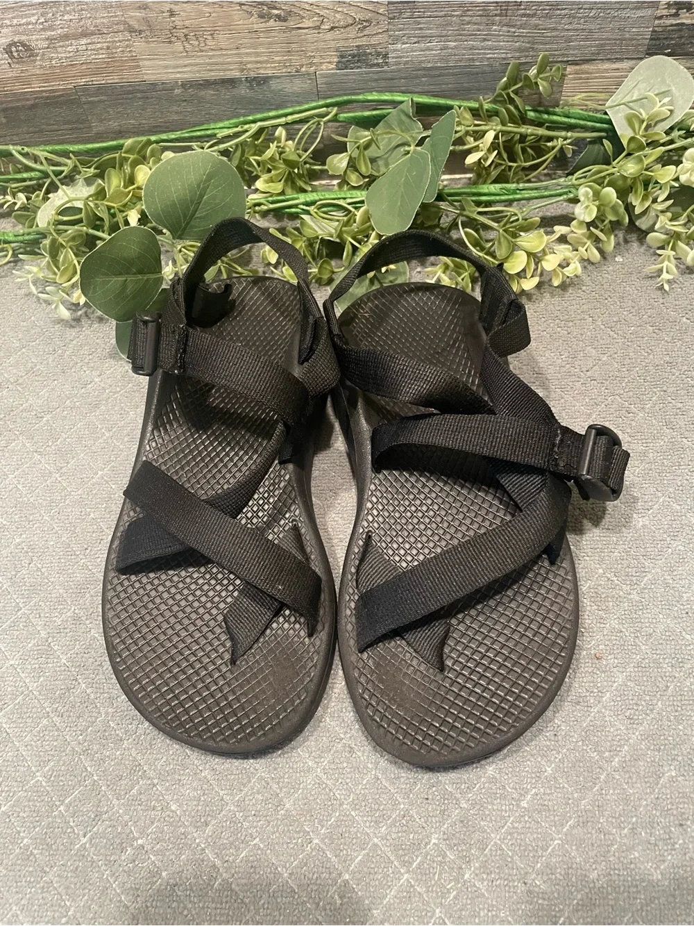 Chaco Z/2 Classic Hiking Sandal Size 7 Women's